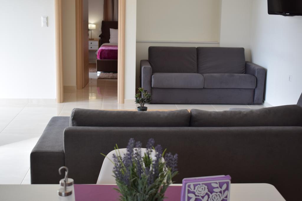 Studio Holiday Kalamata Daire Dış mekan fotoğraf