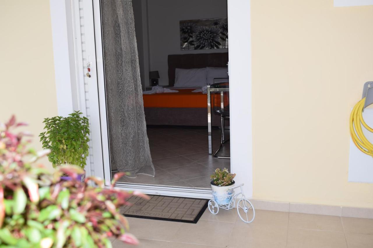 Studio Holiday Kalamata Daire Dış mekan fotoğraf