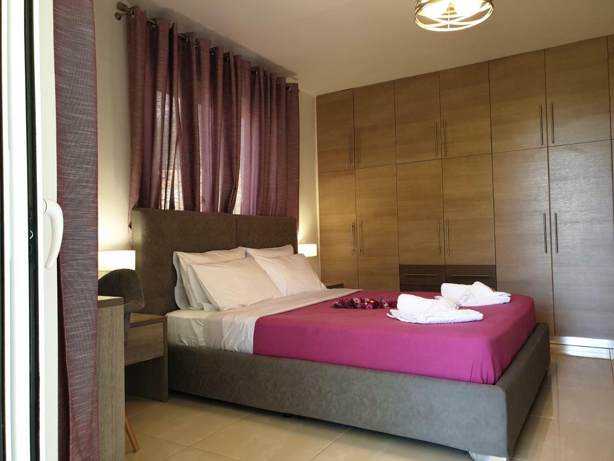 Studio Holiday Kalamata Daire Dış mekan fotoğraf